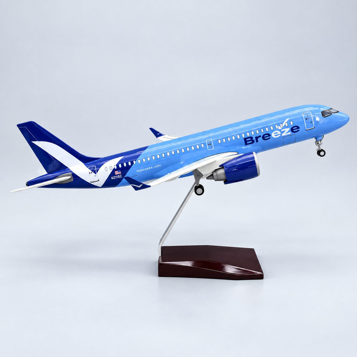 Breeze Airways Airbus A220-300 Air Plane model