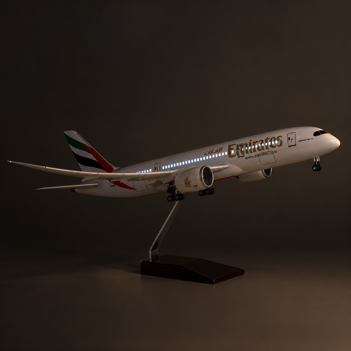 Emirates Boeing 787 Dreamliner  LED Model