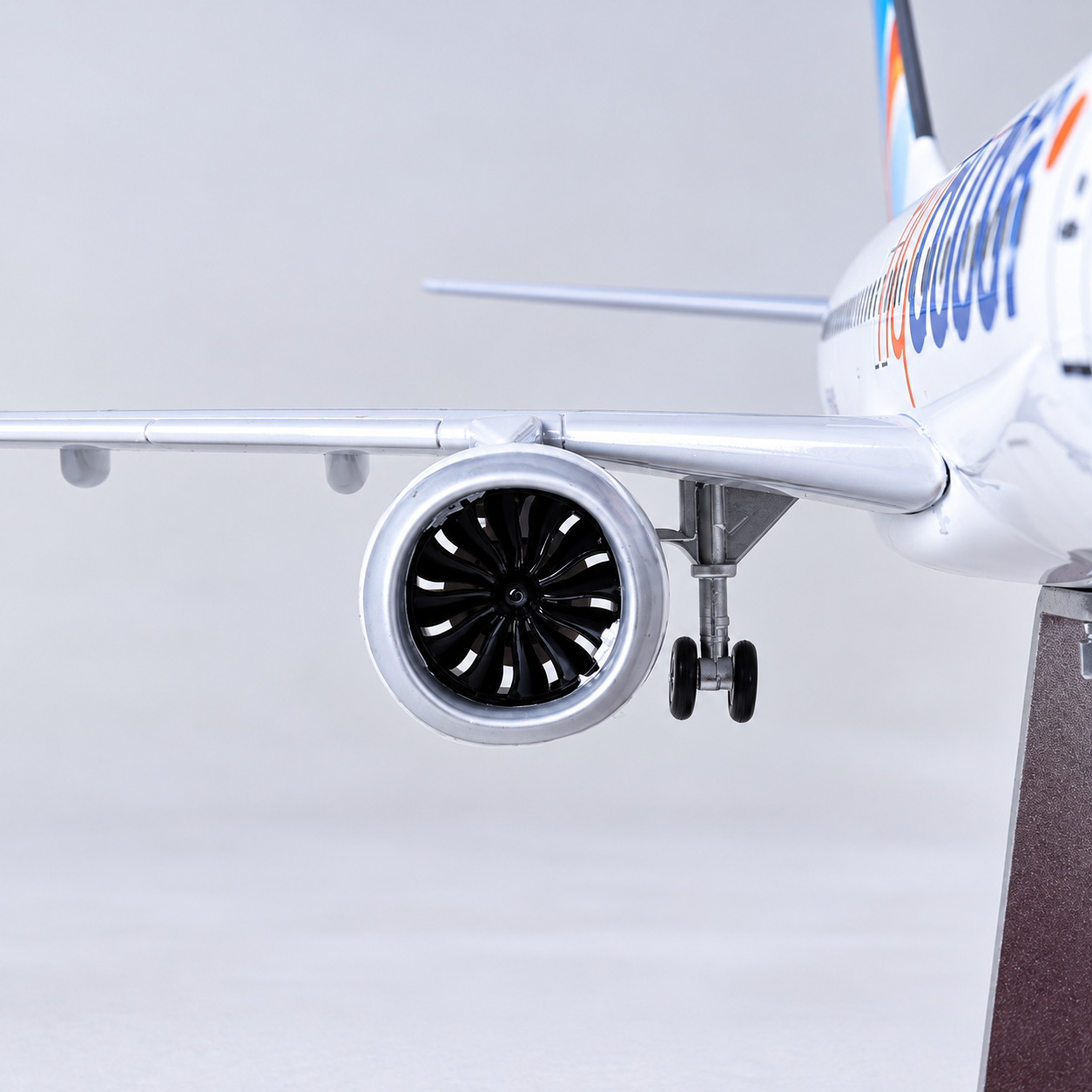 flydubai Boeing 737 MAX MODEL