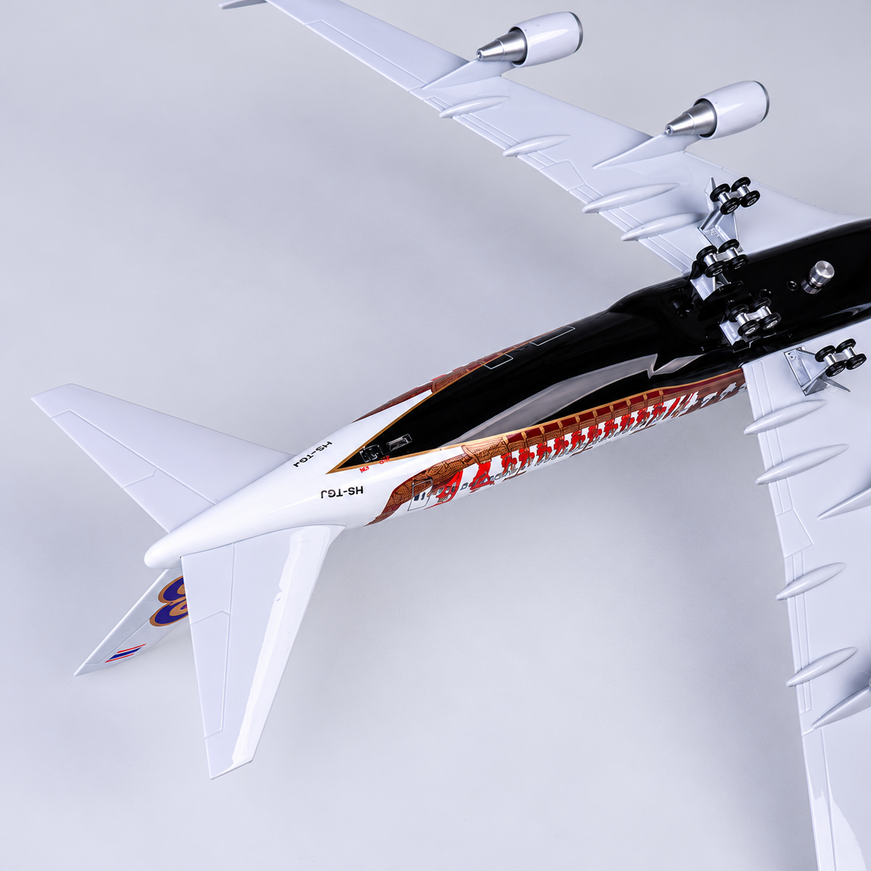 Thai Airways Boeing 747-400 Royal Barge LED Model | SkyCraft Models