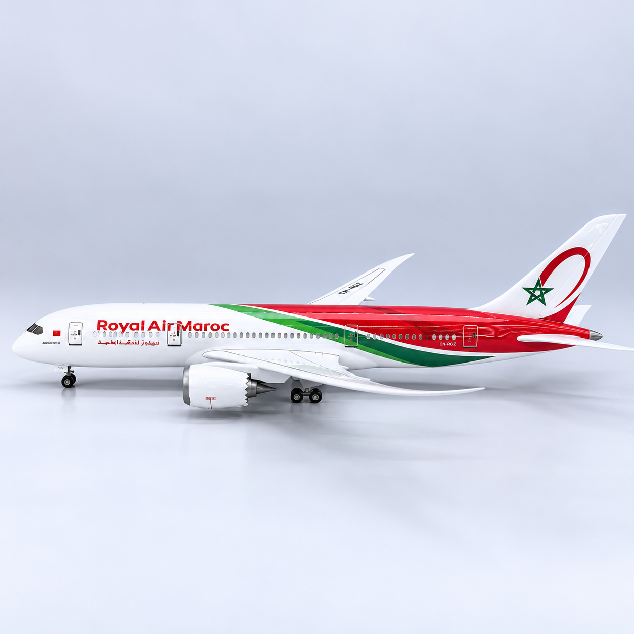 Royal Air Maroc Boeing 787-8 Dreamliner 1:130 Scale LED Aircraft Model