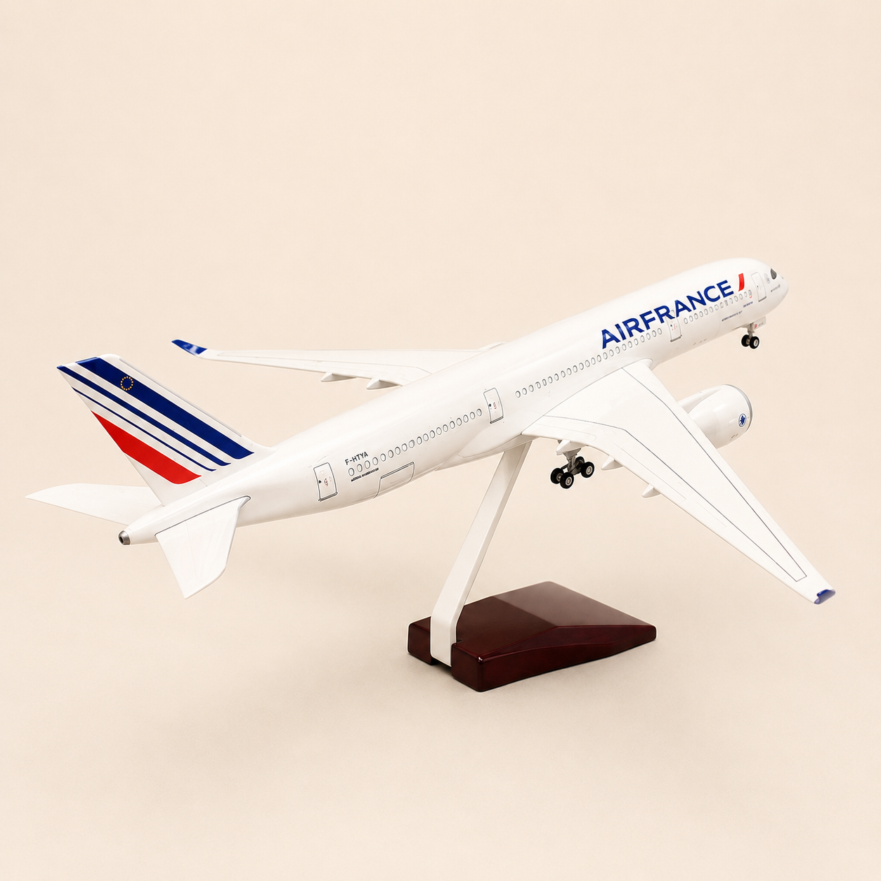 Air France Airbus A350-900 – 1:142 Scale – 47 cm (18.5 in) – Premium Airplane Model