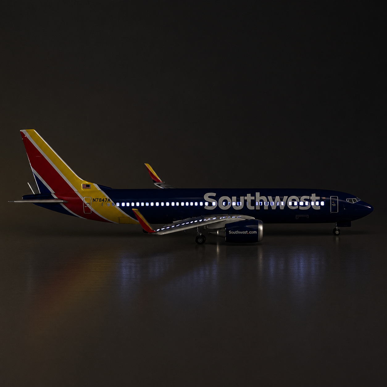 Southwest Airlines Boeing 737 MAX 1:85 Scale  LED Aircraft Model